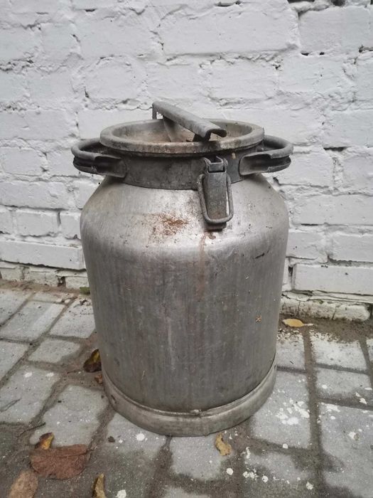 Продам бідон алюмінієвий