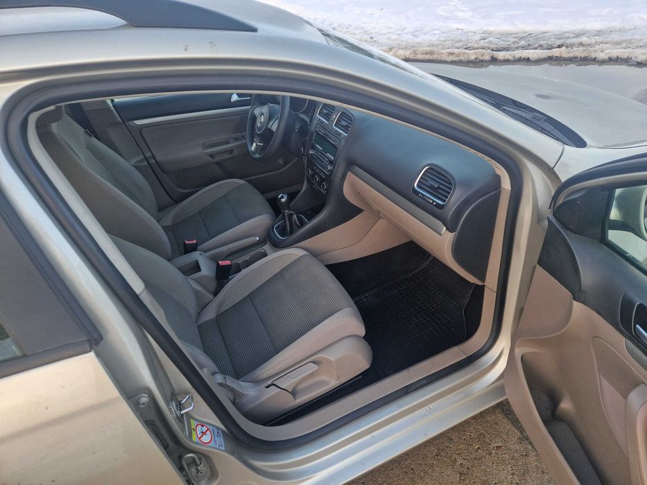 Vw Golf 6 VI 2013r 1.6TDI bezwypadkowy w oryginale, opłacony,faktura