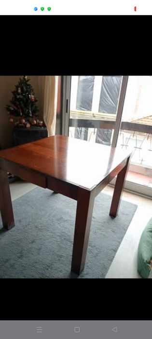 mesa de jogo com tampo rebatível