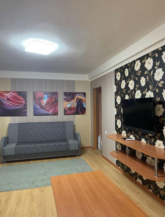 Продаж 3-кімнатної квартири по вул Перемоги/ Казак Палац