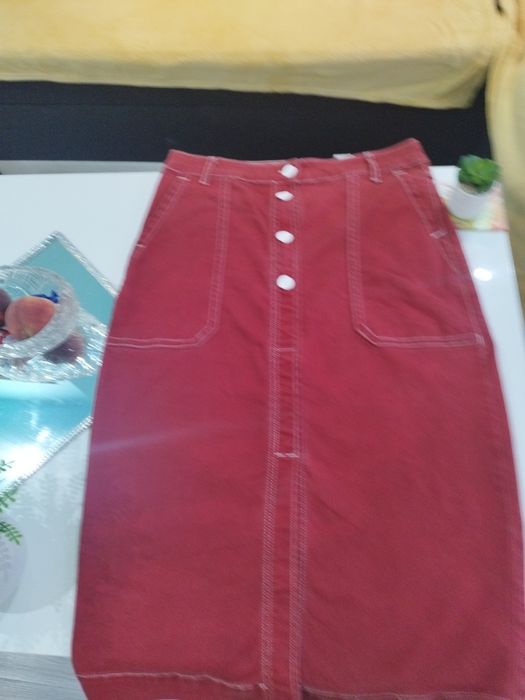 Spódnica czerwona jeans