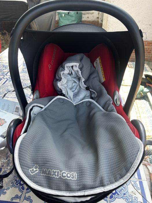 Ovo Maxi Cosi com family fix