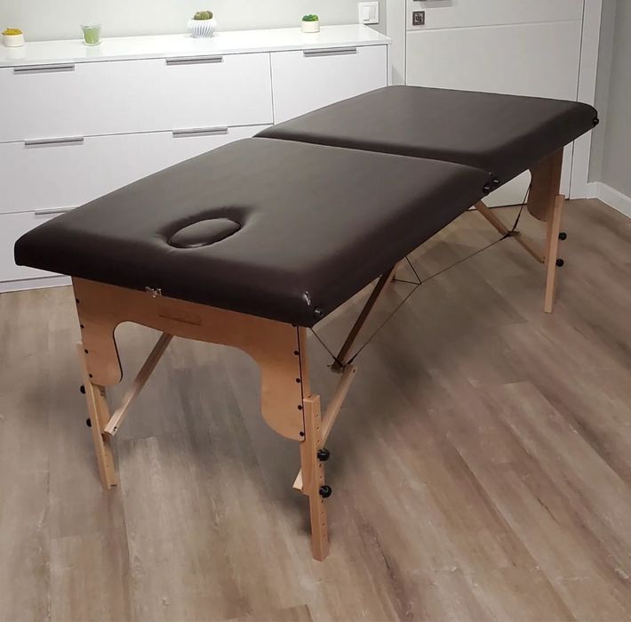 Кушетка, массажный стол, косметологічна кушетка. 2-3 секційні.