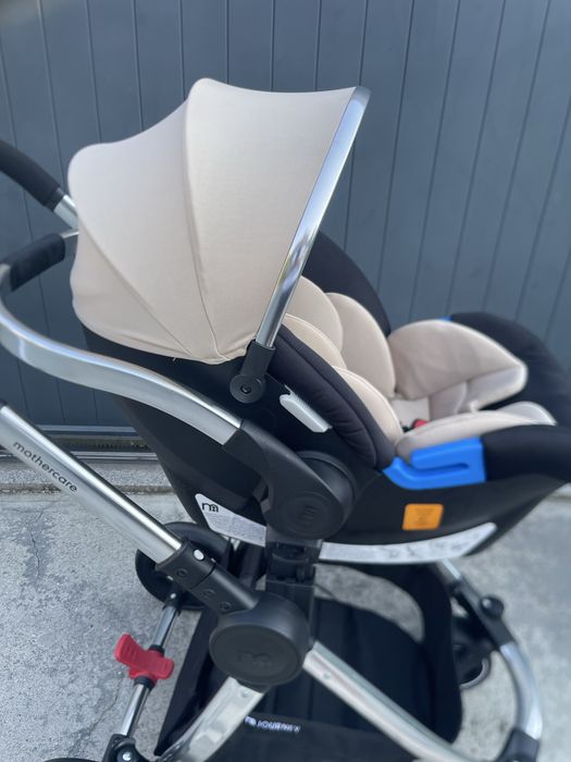 Carrinho + Babycoque Mothercare (como novo).