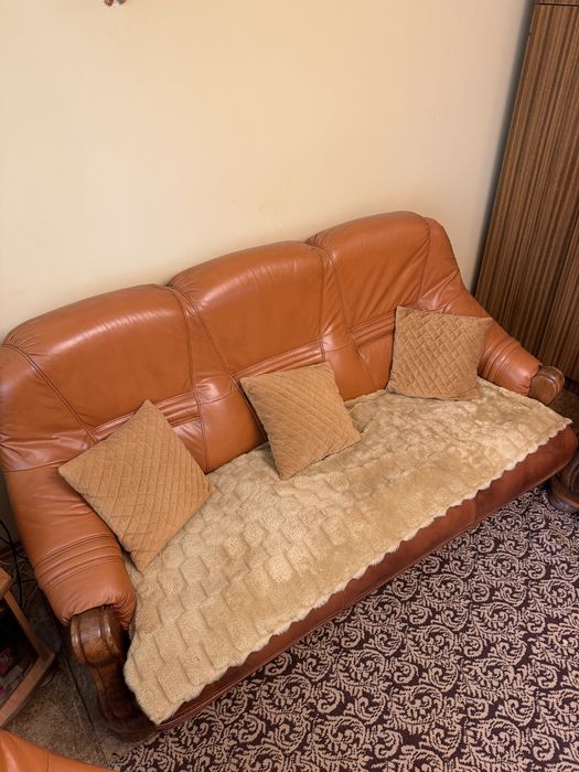Skórzany komplet wypoczynkowy: sofa 3-osobowa + 2 fotele