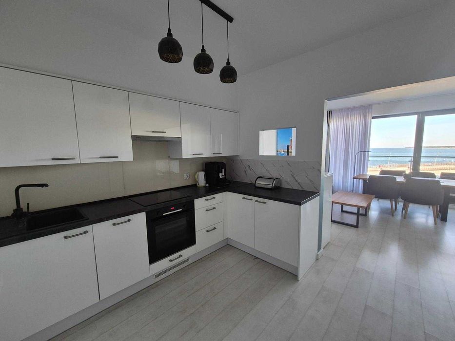 Wynajmę apartament z widokiem na morze  do maja 2027