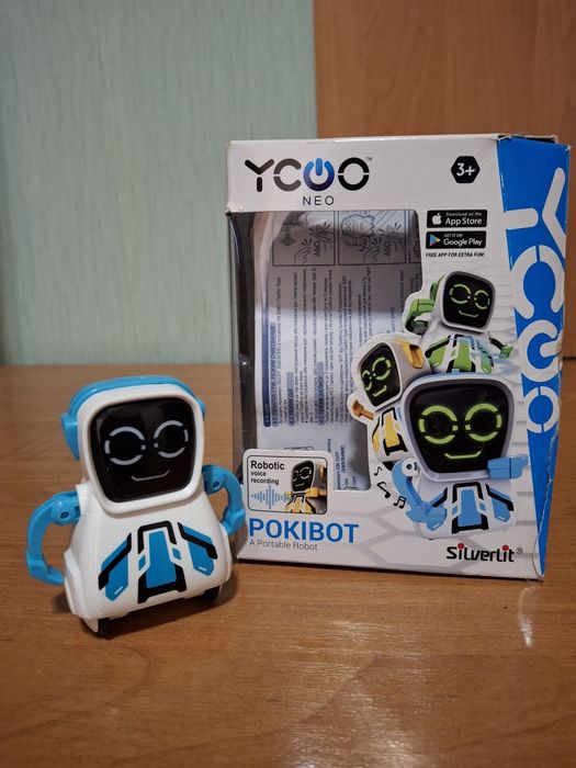 Іграшка інтерактивний робот