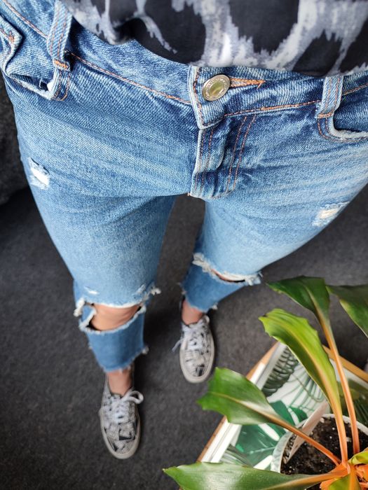 Damskie jeansy Zara prosta nogawka niebieskie bawełna 36 / S