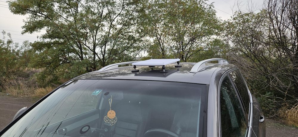 Автостарлінк (корпус) Starlink Mini під авто