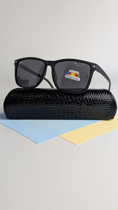 Стильні сонцезахисні окуляри Ray Ban