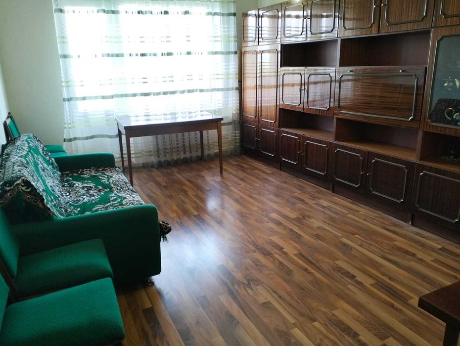 Оренда 2х кімнатна квартира вул Двірцева