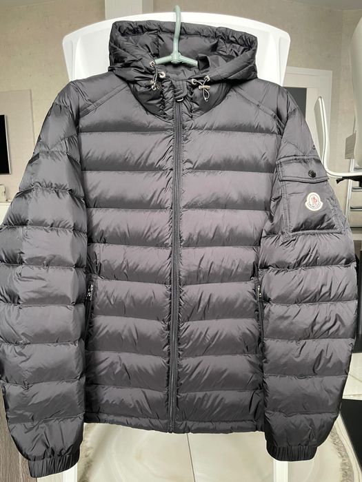 Куртка Moncler чорний розмір s-m