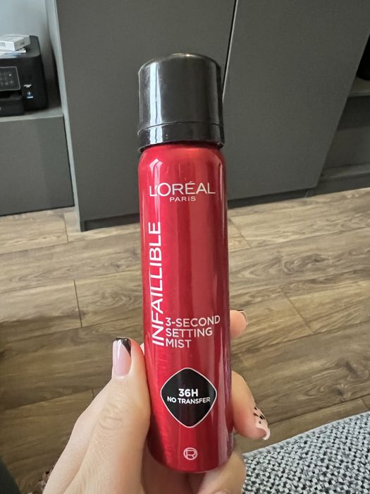L’Oréal Paris Infaillible 36H spray utrwalajacy makijaż
