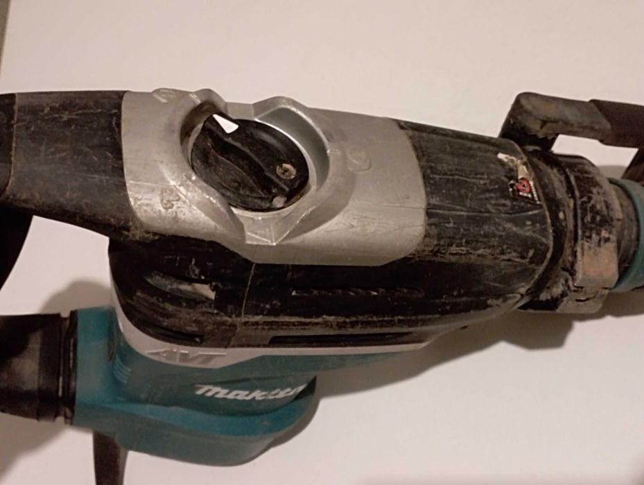 Młot udarowo-obrotowy Makita HR 4013C