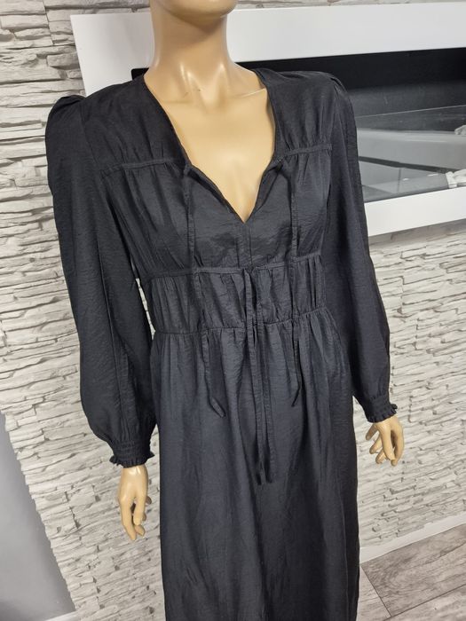 Sukienka codzienna Dafne maxi czarna z viskozą Mango rozmiar M