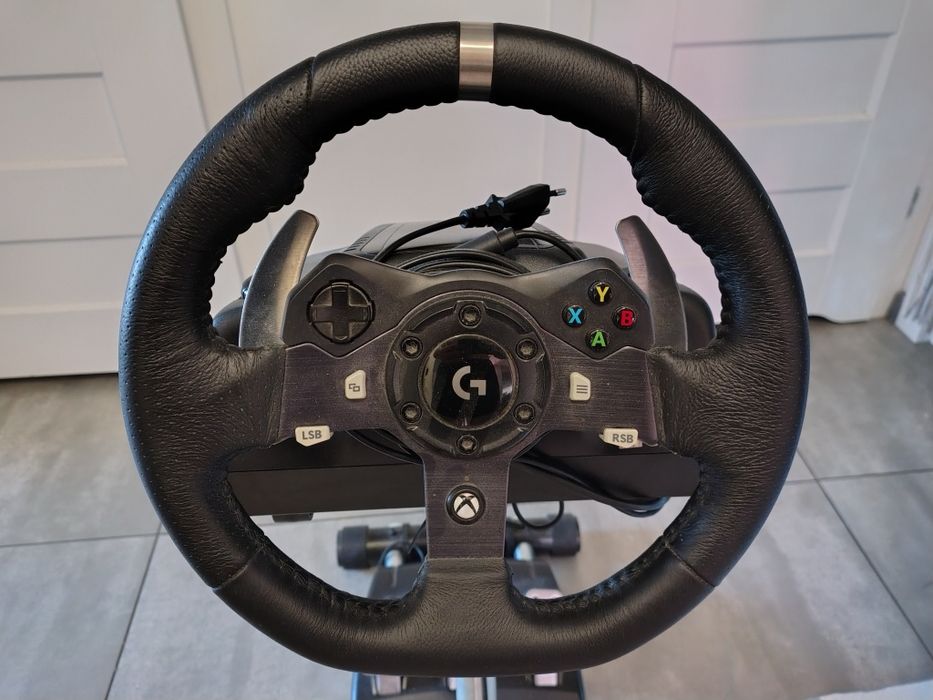 Kierownica Logitech g920 ze stojakiem