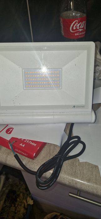 Naswietlacz LED firmy steinel