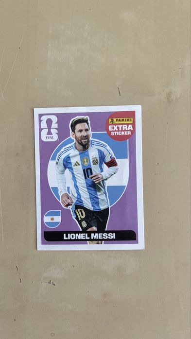 Cromo extra roxo Messi