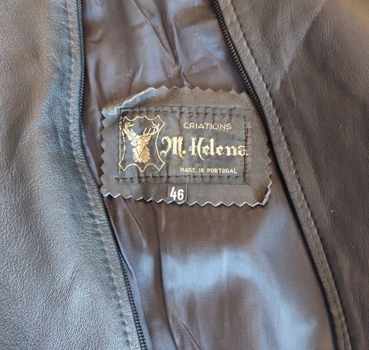 Vestido motard em pele genuína M. Helena

- Com fecho 
- Ajustável 
-