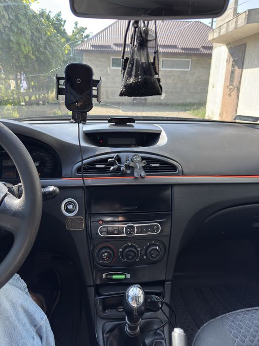 Продаю Renault Laguna II 2005 1.9dCi