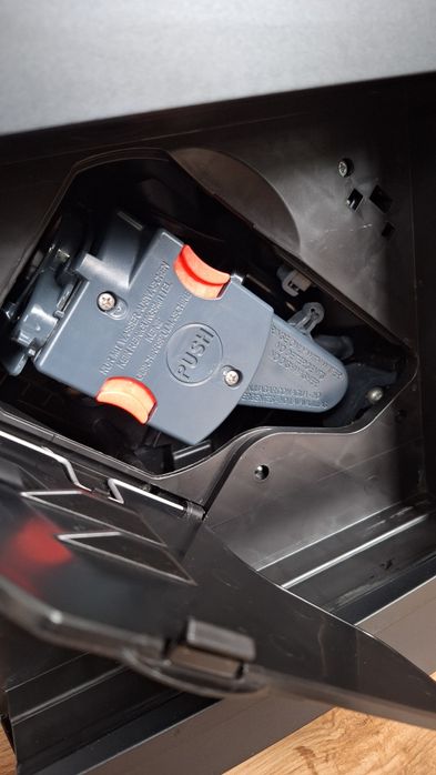 Кавомашина Delonghi Magnifica START