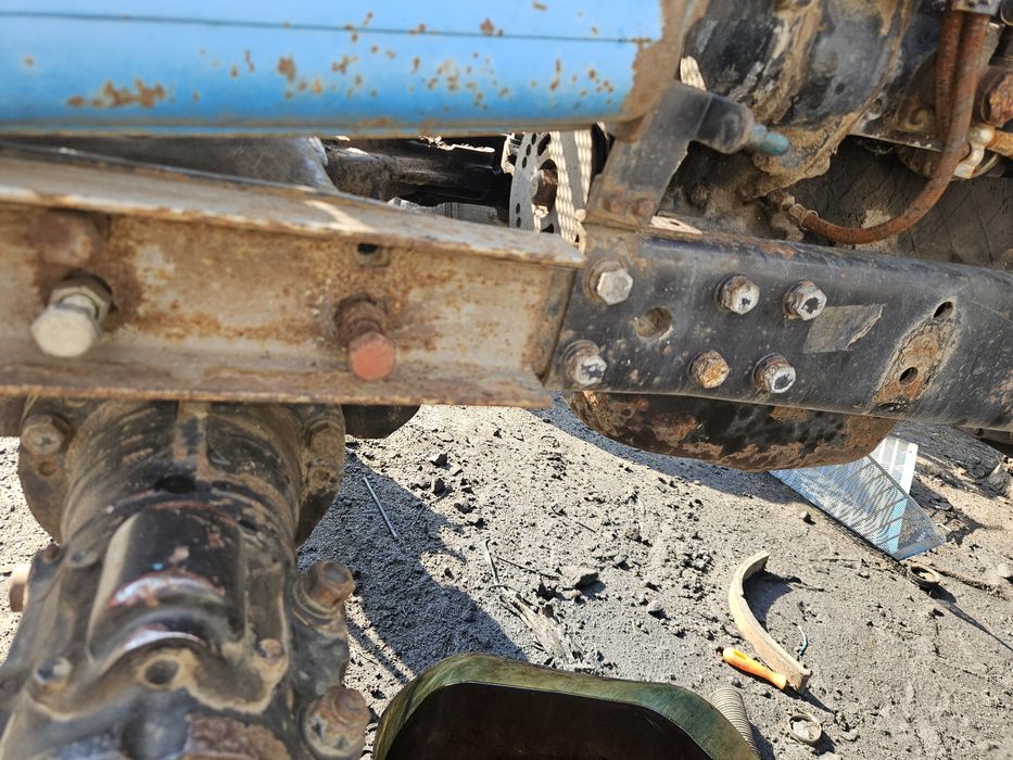 Відро 10 л   Болти в відрові більше 20 кг гайки СССР  гравера болти