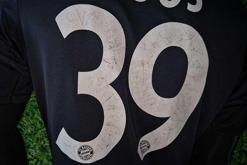 Bayern Monachium Adidas Climacool 2010/11 third #39 Kross rozmiar: S/M