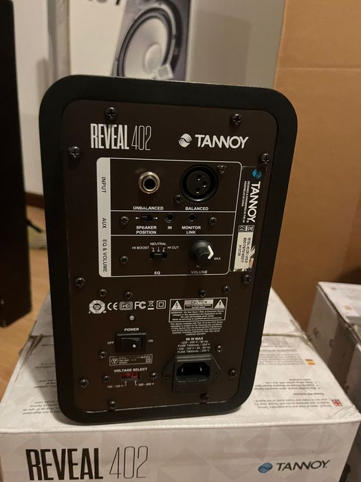Colunas Tannoy Reveal 402 (par)