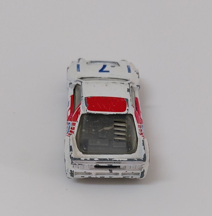 Miniatura Matchbox Ford Rs200