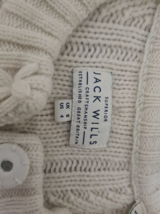 Біла кофта від бренду 'JACK WILLS' з баранячой шерсти.