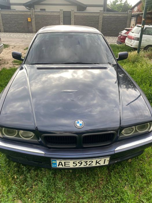 BMW E38 series 735i