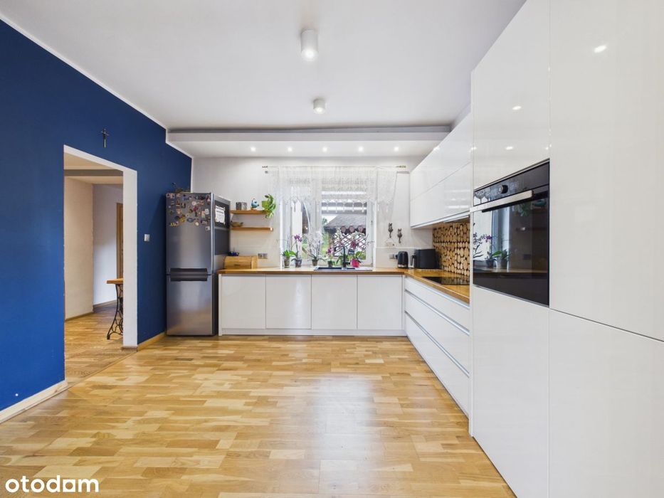 Dom 93 m², drugi budynek mieszkalny, garaż