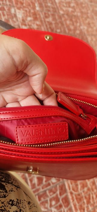 Сумка Valentino оригинал красного цвета