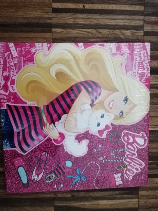 Nowy obrazek na ścianę Barbie