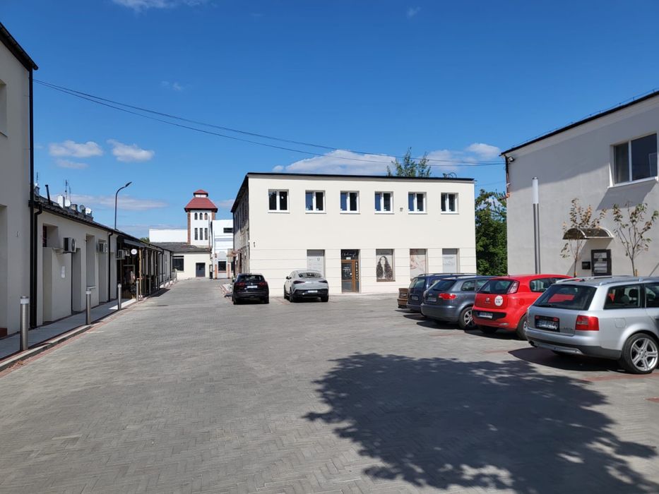 Lokal kosmetyczny * zaplecze sanitarne * centrum miasta * klimatyzacja