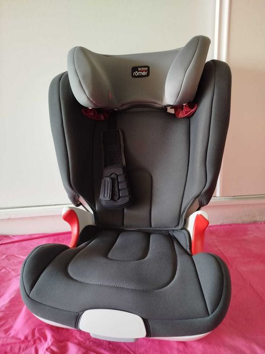 Cadeira Auto Römer Kidfix XP - (15-36 kg)  - como nova