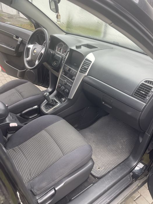 Chevrolet Captiva 2.4 газ-бензин  2008