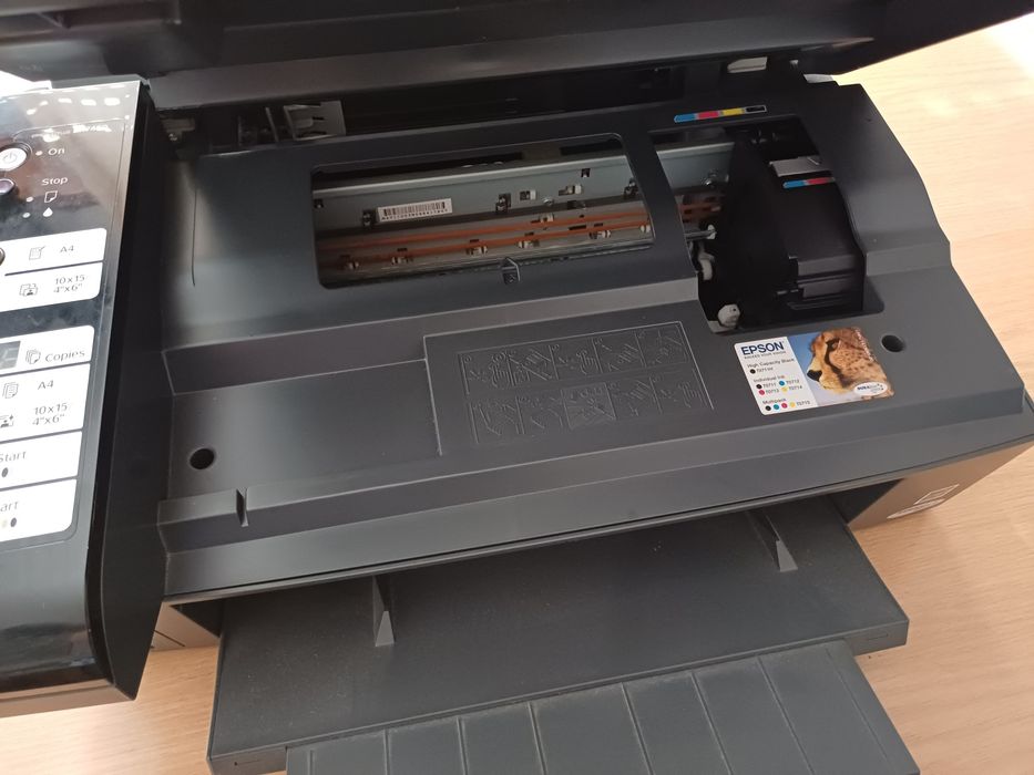 Impressora / scanner Epson Stylus DX7450