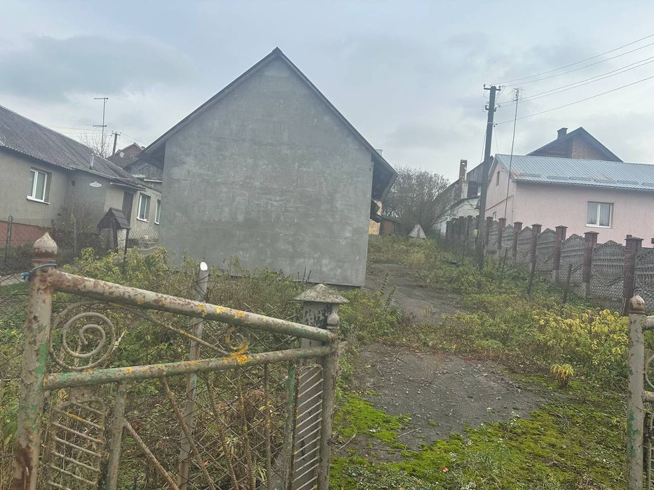 Продаж 2-кім. будинку 80 м.кв. Зубра