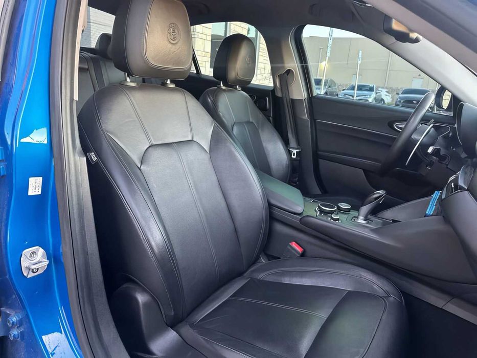 Alfa Romeo Giulia      2018