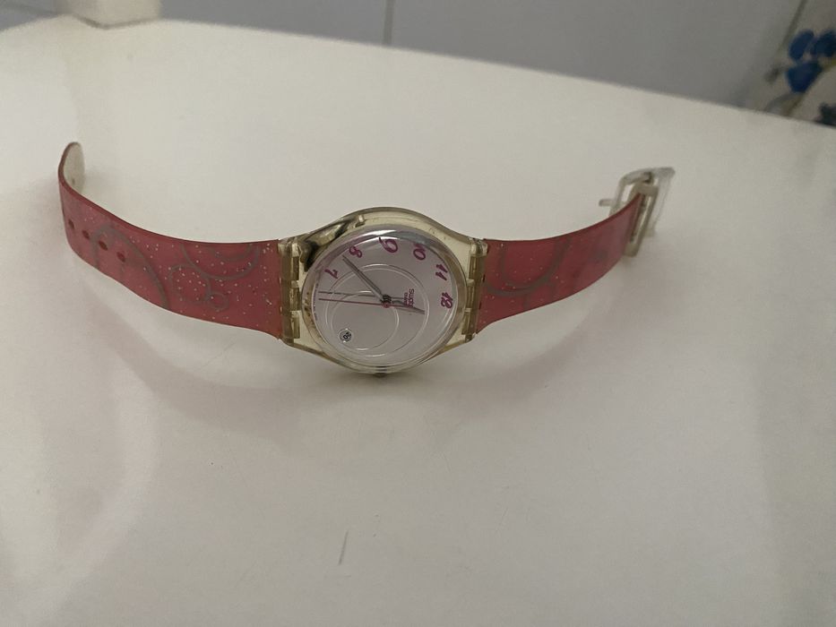 Bonito relogio swatch