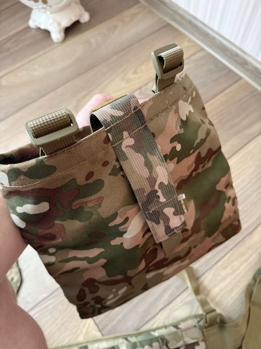 Військове спорядження підсумки під магазини