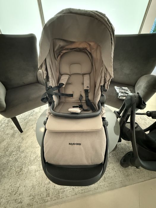 Carrinho Bebé Maxi Cosi