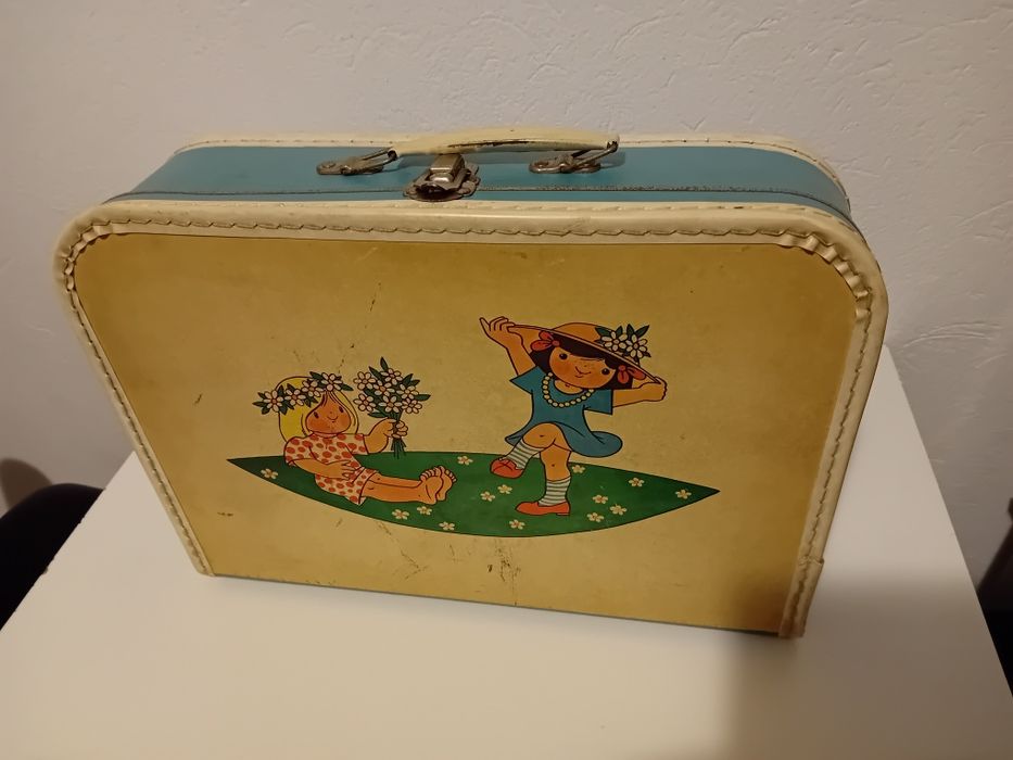 Tornister walizka z czasów PRL