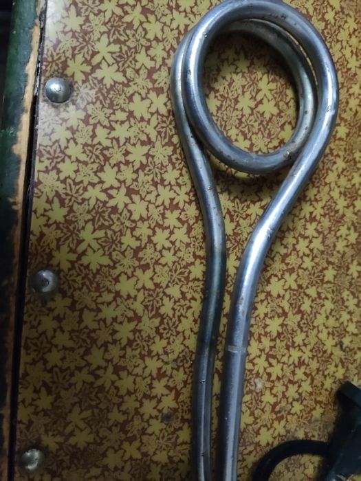 Кипятильник электрический погружной для нагрева воды