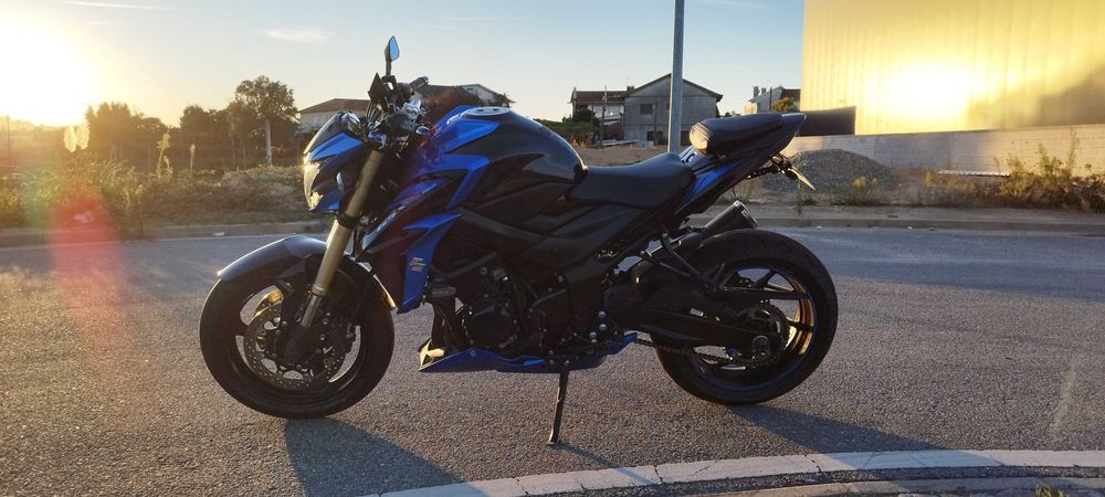 Suzuki gsx-s 750