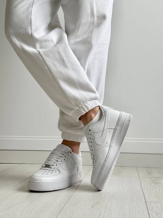 Кросівки Nike Air Force White
