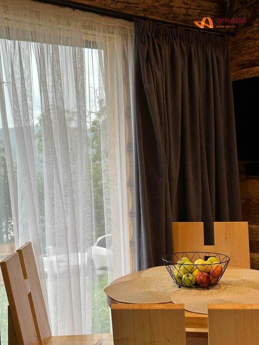 Котеджний будинок в с. Манява