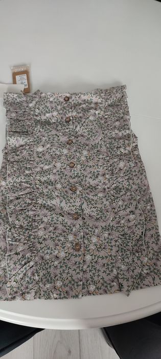 Bluzeczka Z Falbankami •MeMini• r.128