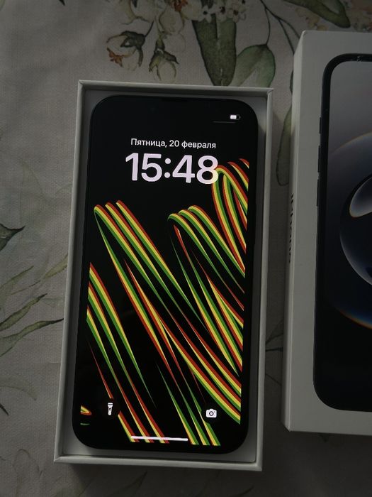 iPhone 16 е Black 128 gb